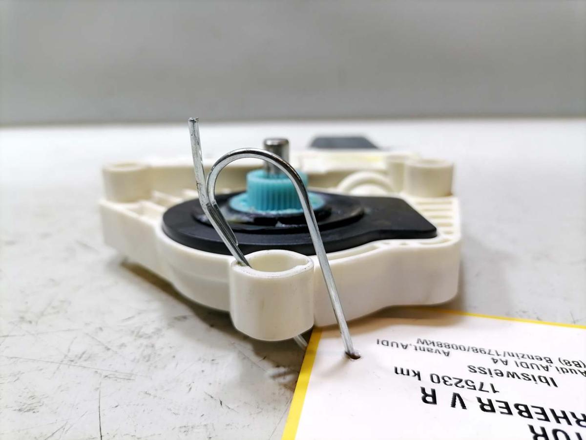 Audi A4 8K B8 original Fensterhebermotor vorn rechts Bj.2010 Audi A4 8K B8 original Fensterhebermotor vorn rechts Bj.2010